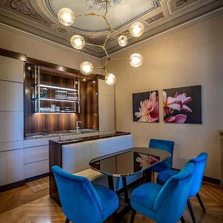 Apartment Yid Santa Maria Novella With Balcony *