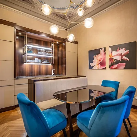 Yid Santa Maria Novella With Balcony Apartment