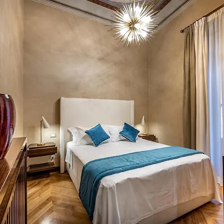 Yid Santa Maria Novella With Balcony Apartment